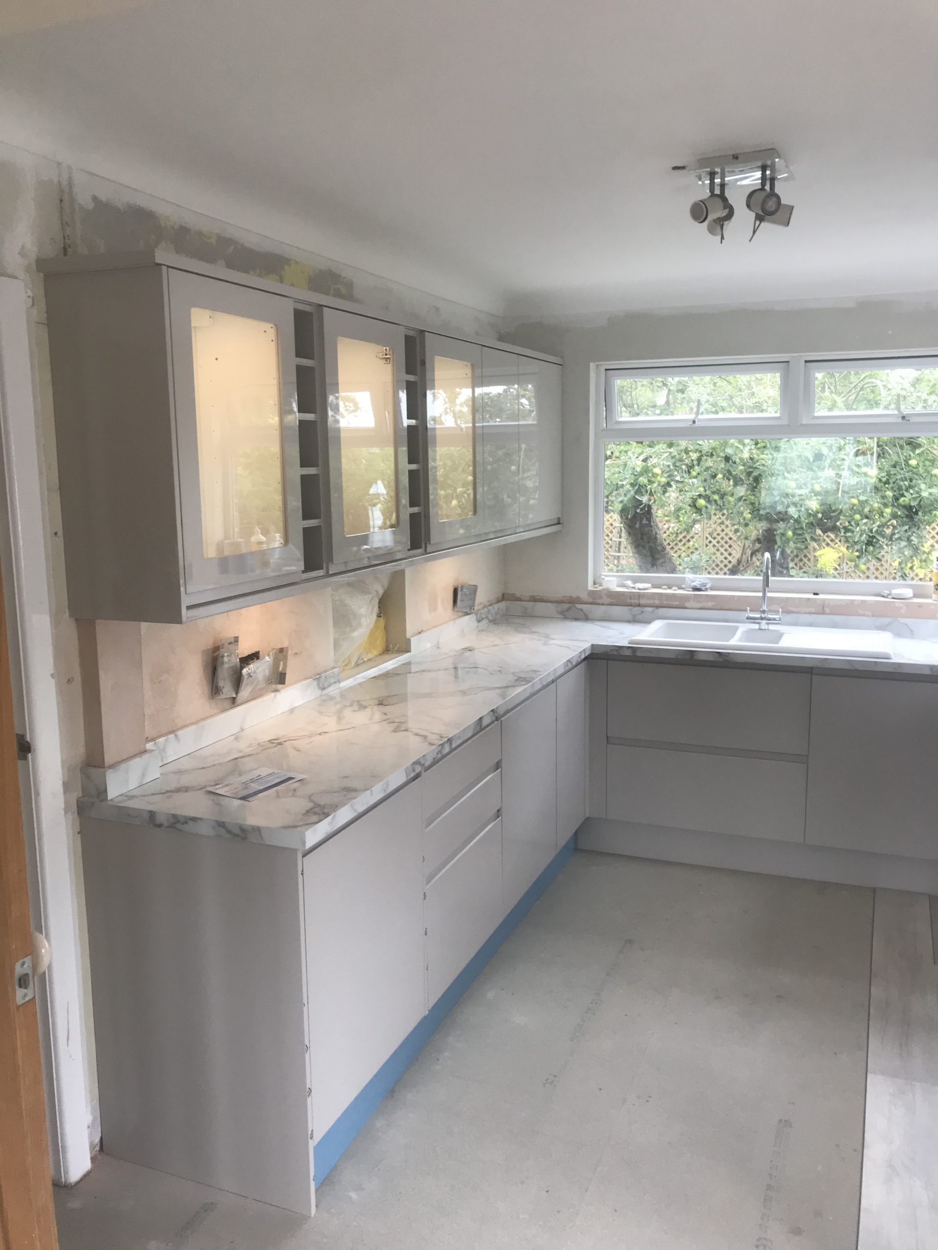 Fitted Kitchen Install
